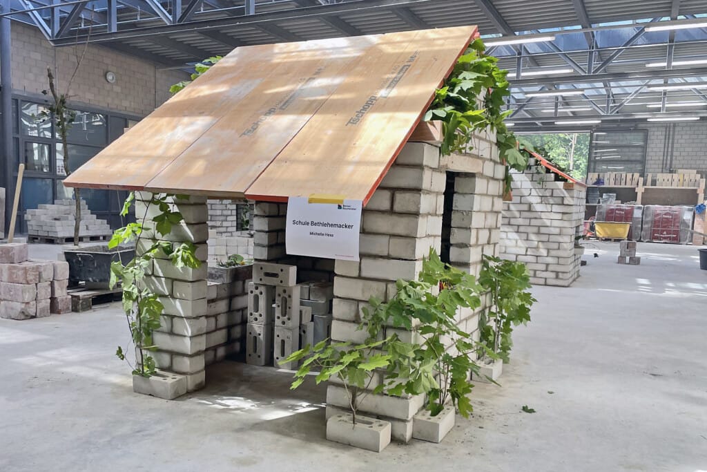 Tiny-House